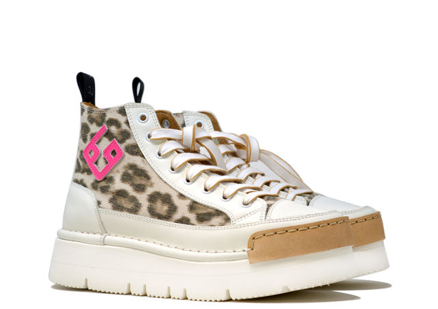 "LA LEO FUXIA WEDGE" - 100% Handmade Leather Polish Made in Italy