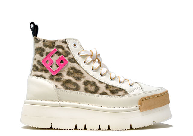 "LA LEO FUXIA WEDGE" - 100% Handmade Leather Polish Made in Italy